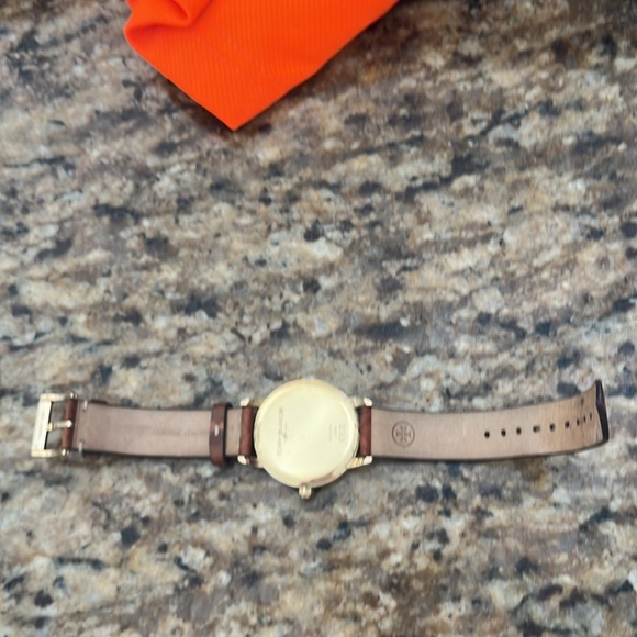 Gorgeous Tory Burch watch! - Picture 3 of 3